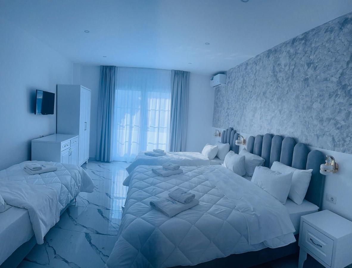 Ujvara Hotel Голем Екстериор снимка